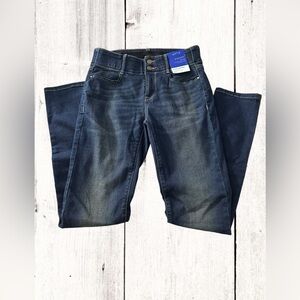NWT APT 9 Tummy Control Jeans Size 6 Dark Wash Mid Rise Straight